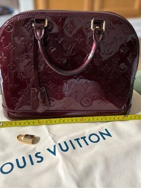 Louis Vuitton Vernis Alma PM in Bordeaux Patent
